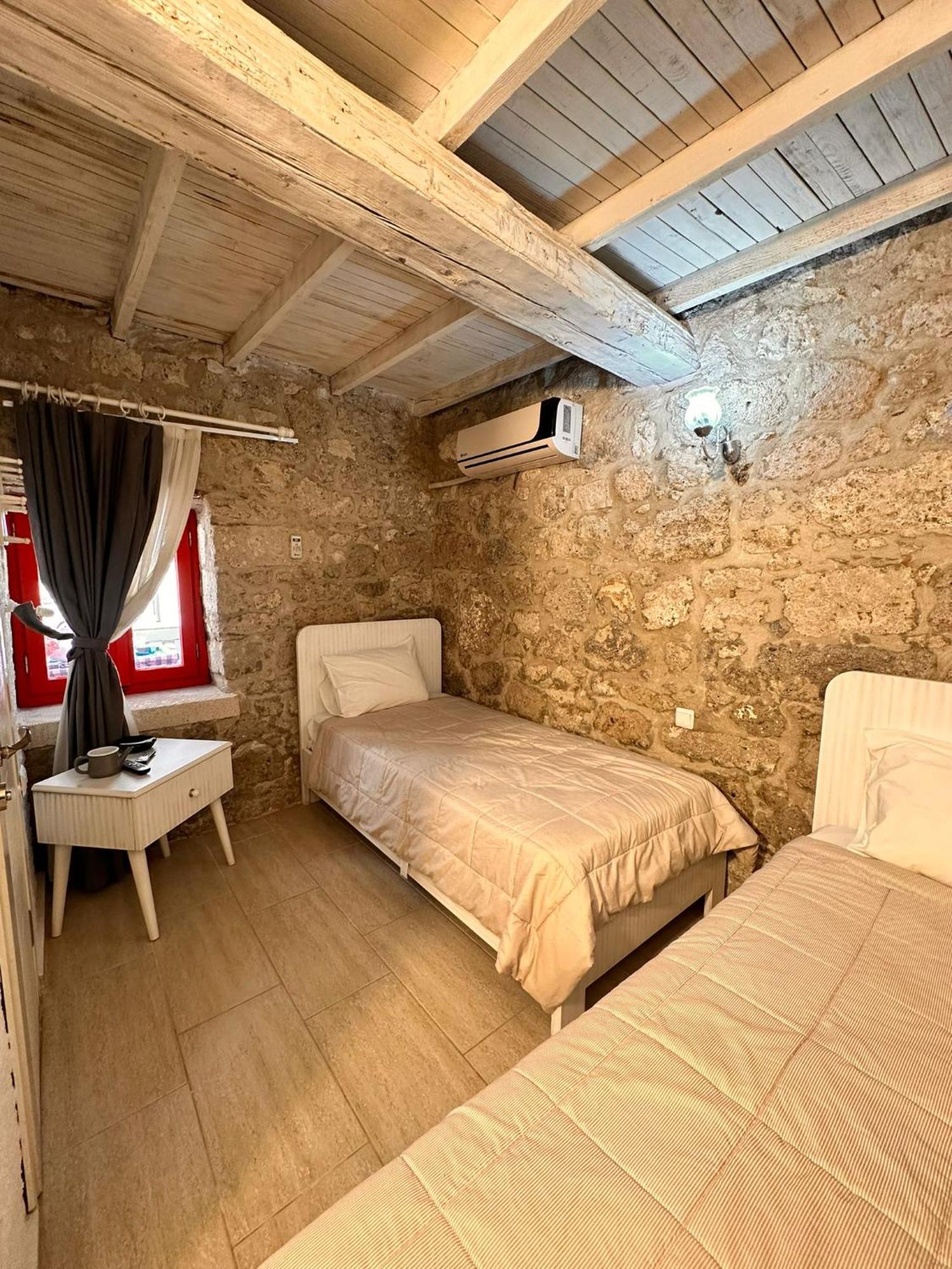 Koesem Konukevi Alaçatı Exterior foto