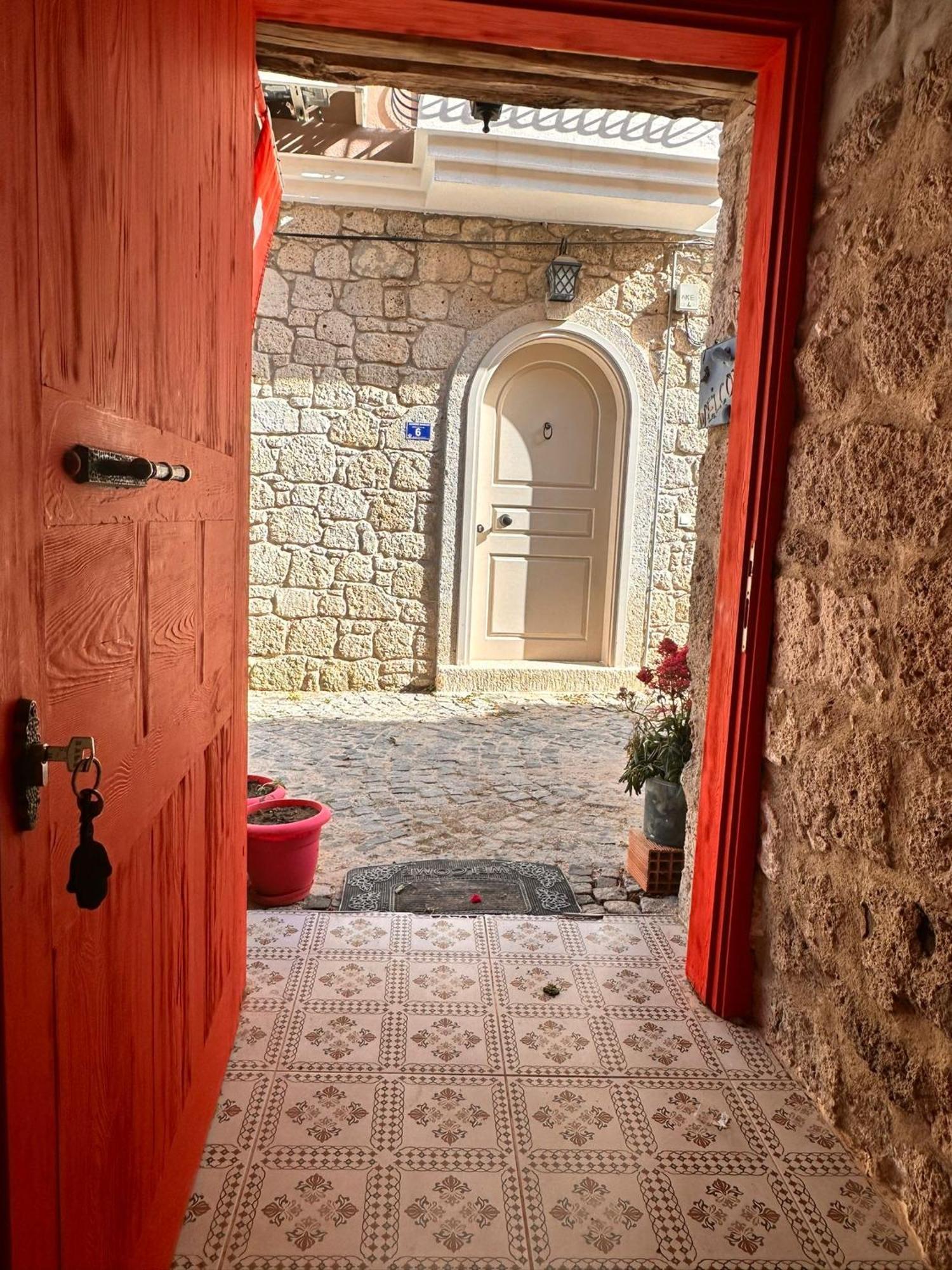 Koesem Konukevi Alaçatı Exterior foto