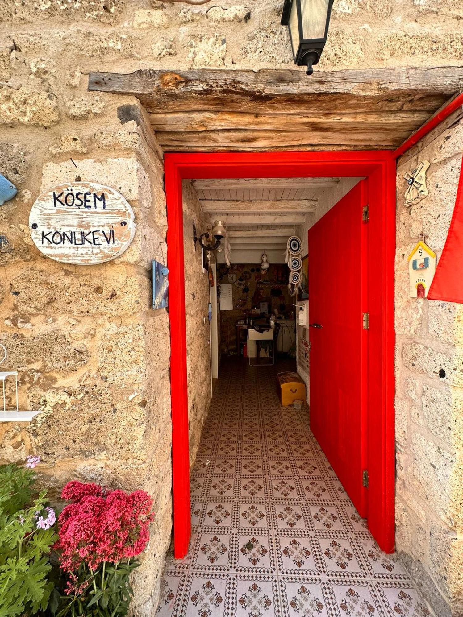 Koesem Konukevi Alaçatı Exterior foto