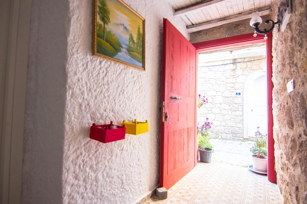 Koesem Konukevi Alaçatı Exterior foto
